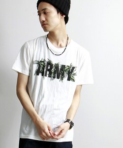 白,Tシャツ