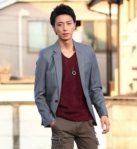 ワインレッドのTシャツ,インナー